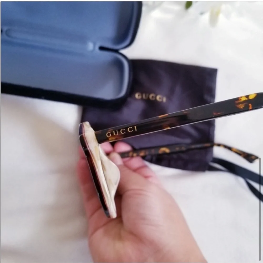 Gucci Havana Sunglasses - Picture 6 of 8